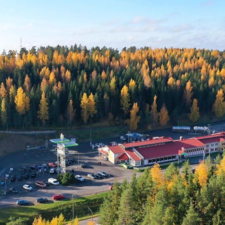 Aapiskukko Hotel Pälkäne エクステリア 写真
